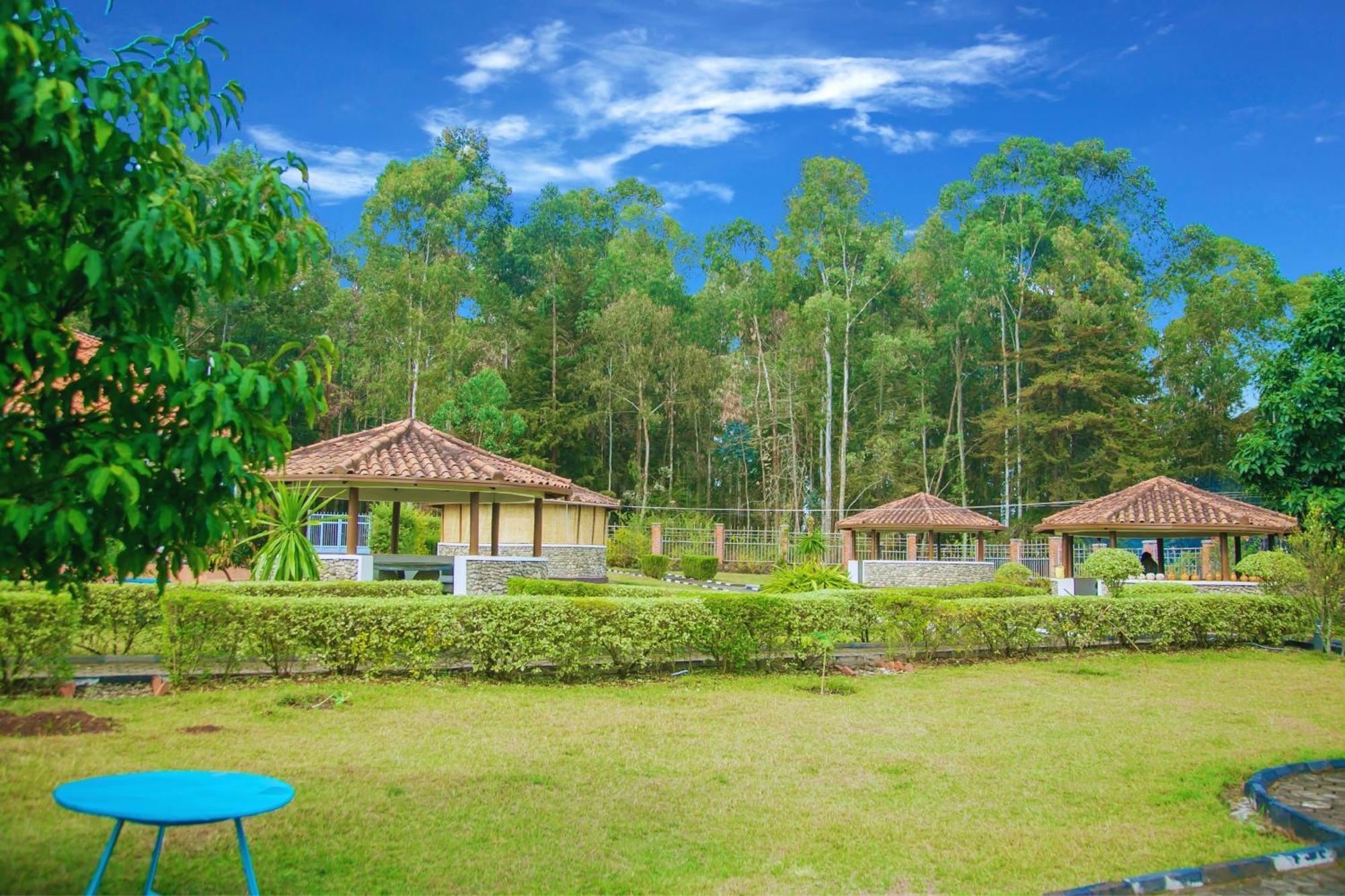 רוהנגרי Karisimbi Cave Resort מראה חיצוני תמונה