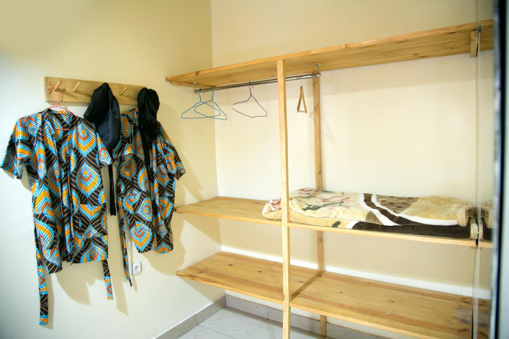 רוהנגרי Karisimbi Cave Resort מראה חיצוני תמונה