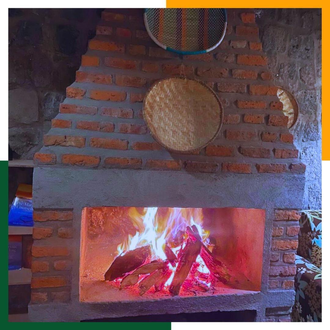 רוהנגרי Karisimbi Cave Resort מראה חיצוני תמונה
